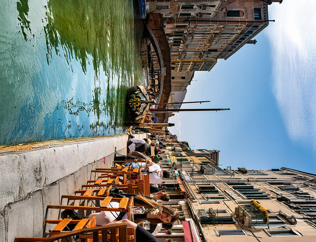 Golden Guide to the Canal City