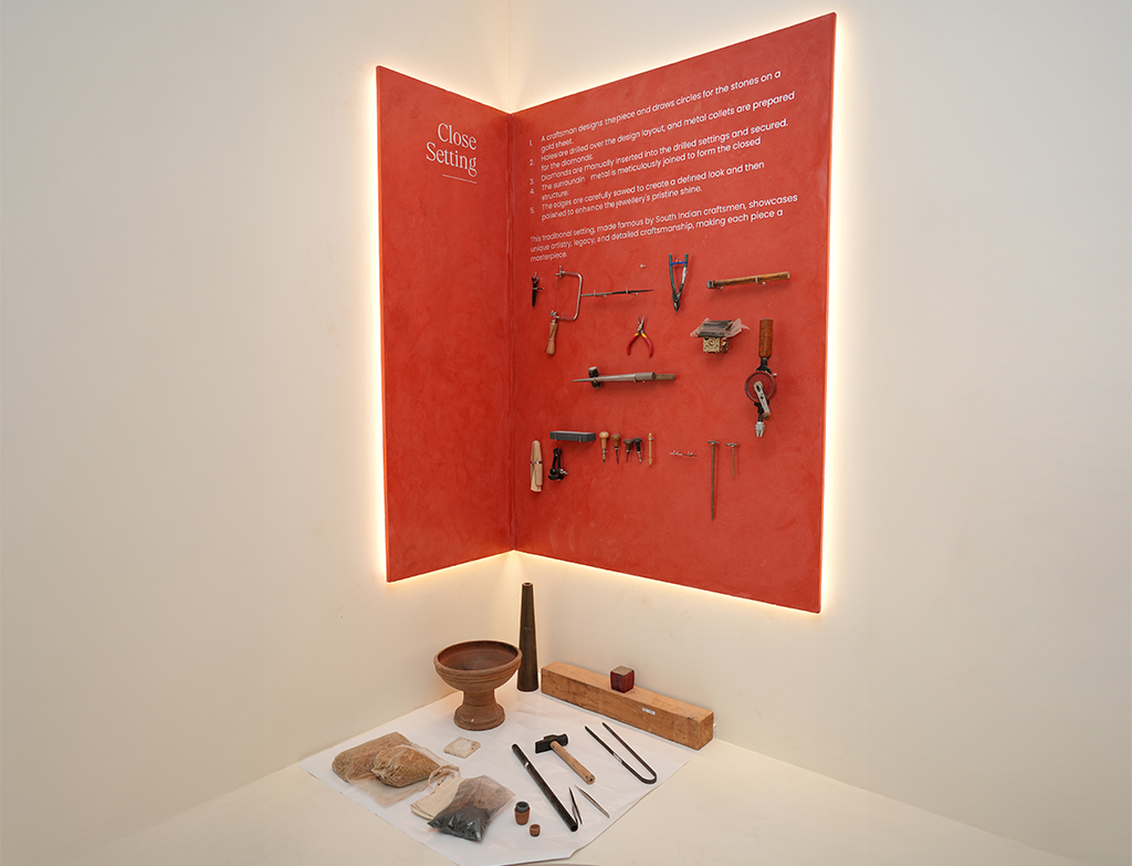 Tools used to create jewellery in closed setting