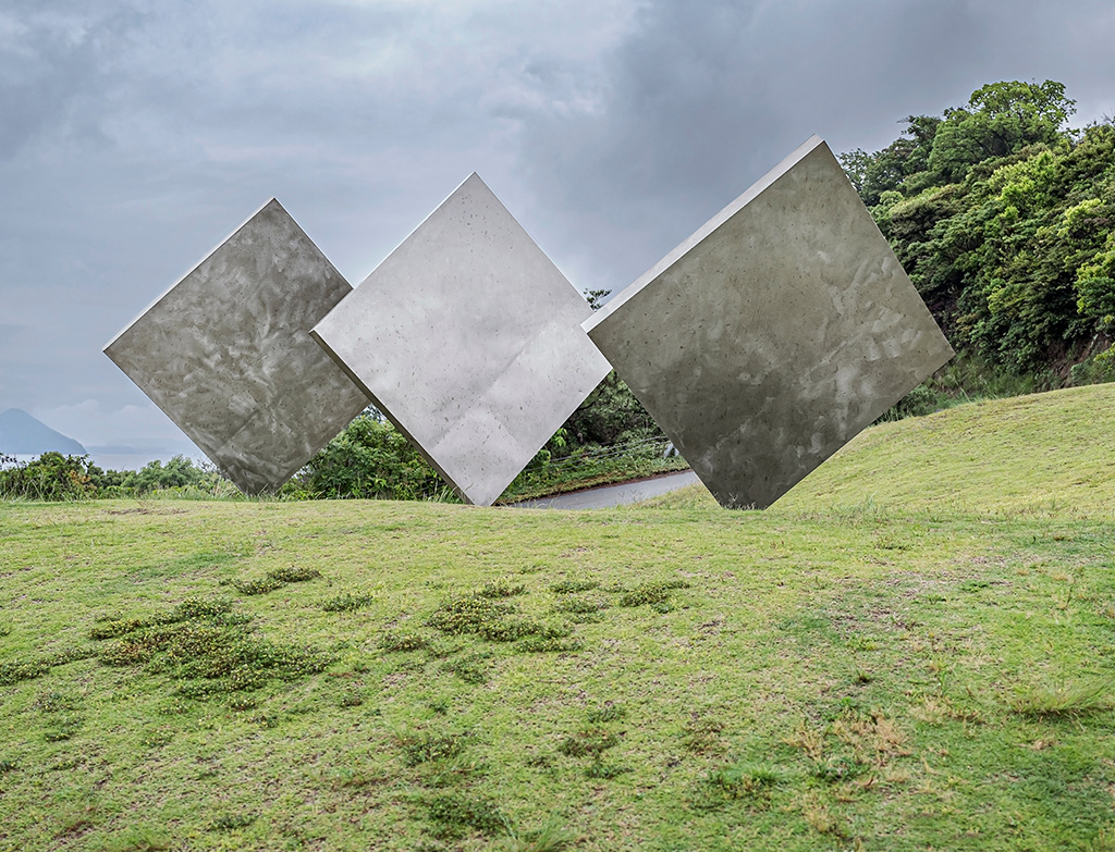 Immerse-in-art-at-Chichu-Art-Museum
