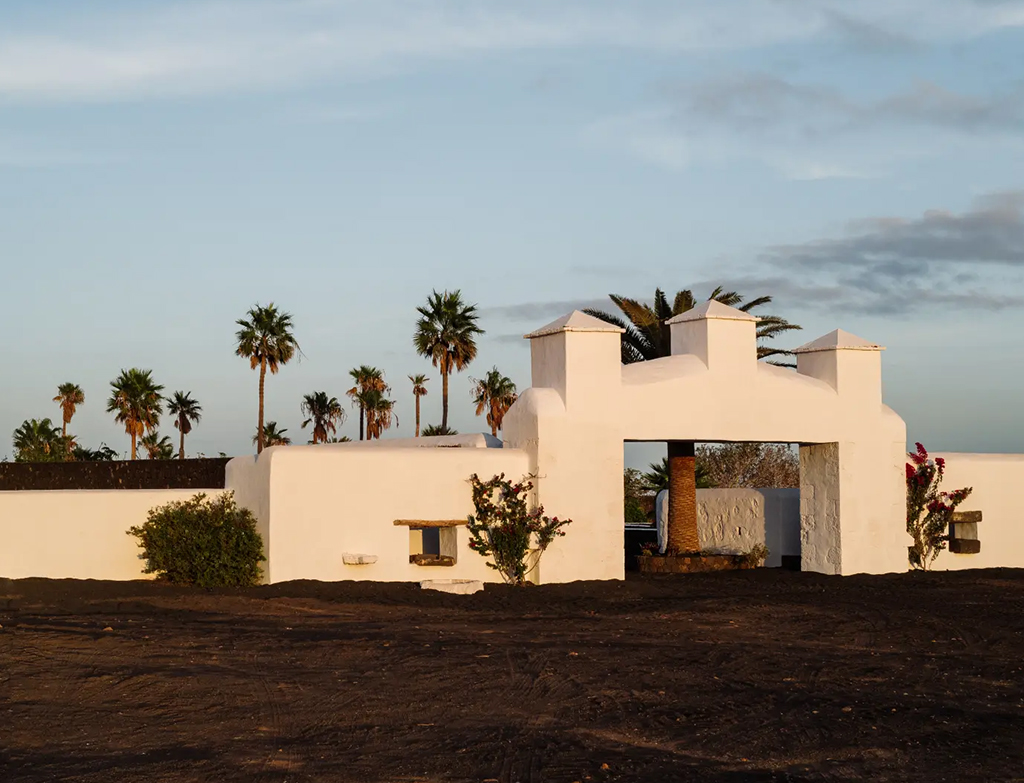 César Lanzarote, Canary Islands
