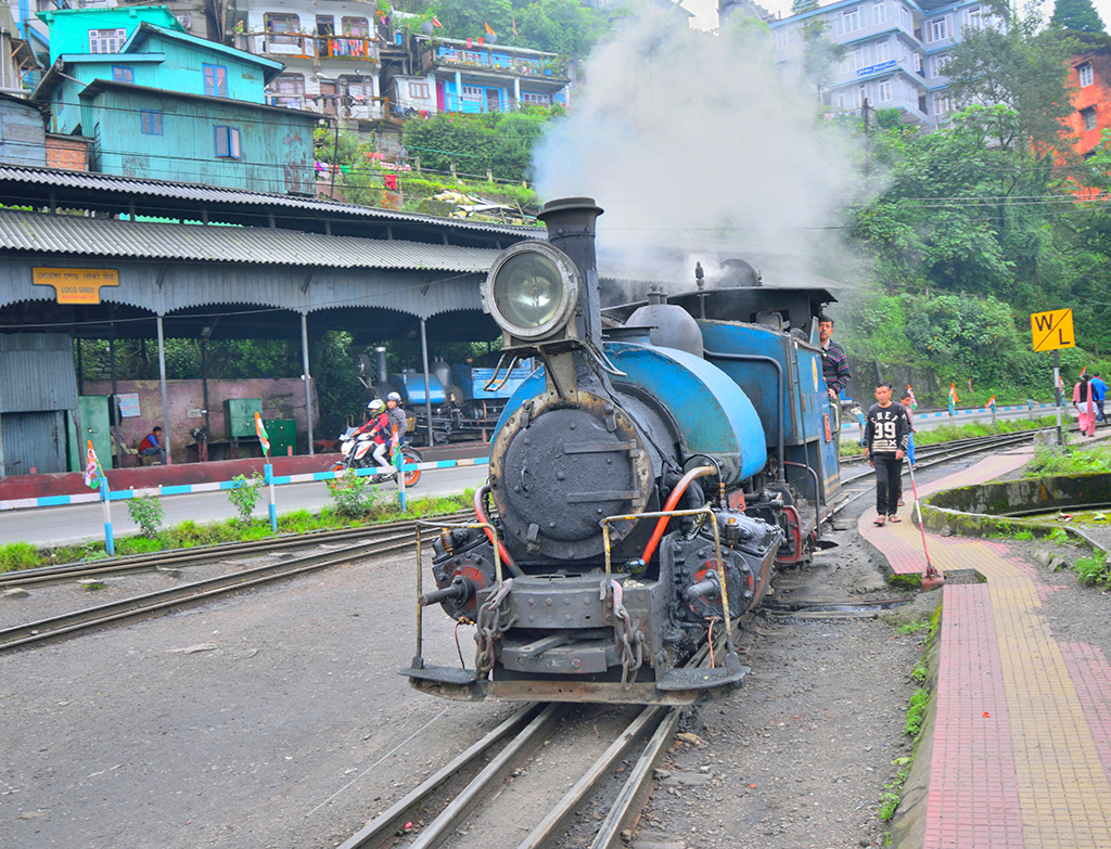 Darjeeling’s toy train