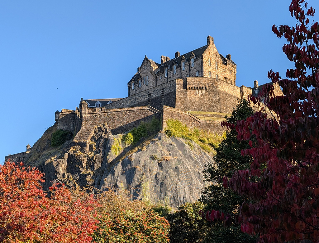Edinburg-What is the autumn