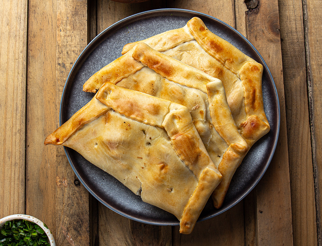 yucatan mexican food- Empanadas Con Chaya