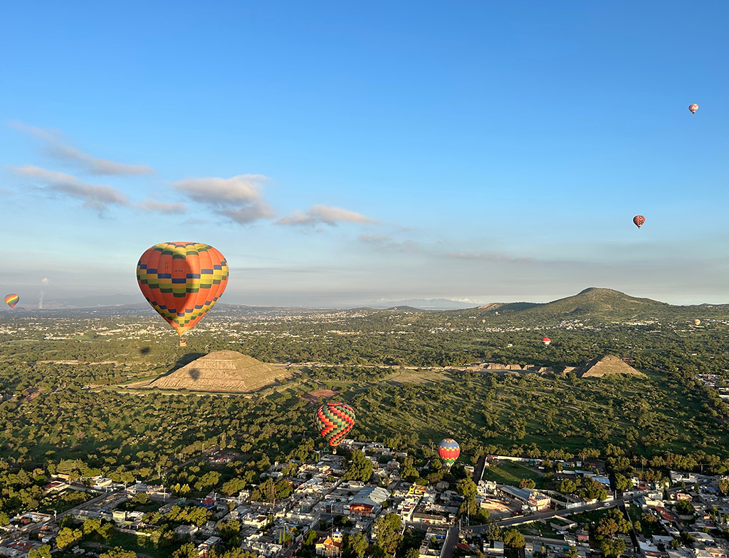 Best Hot-air Balloon destinations - Teotihuacán